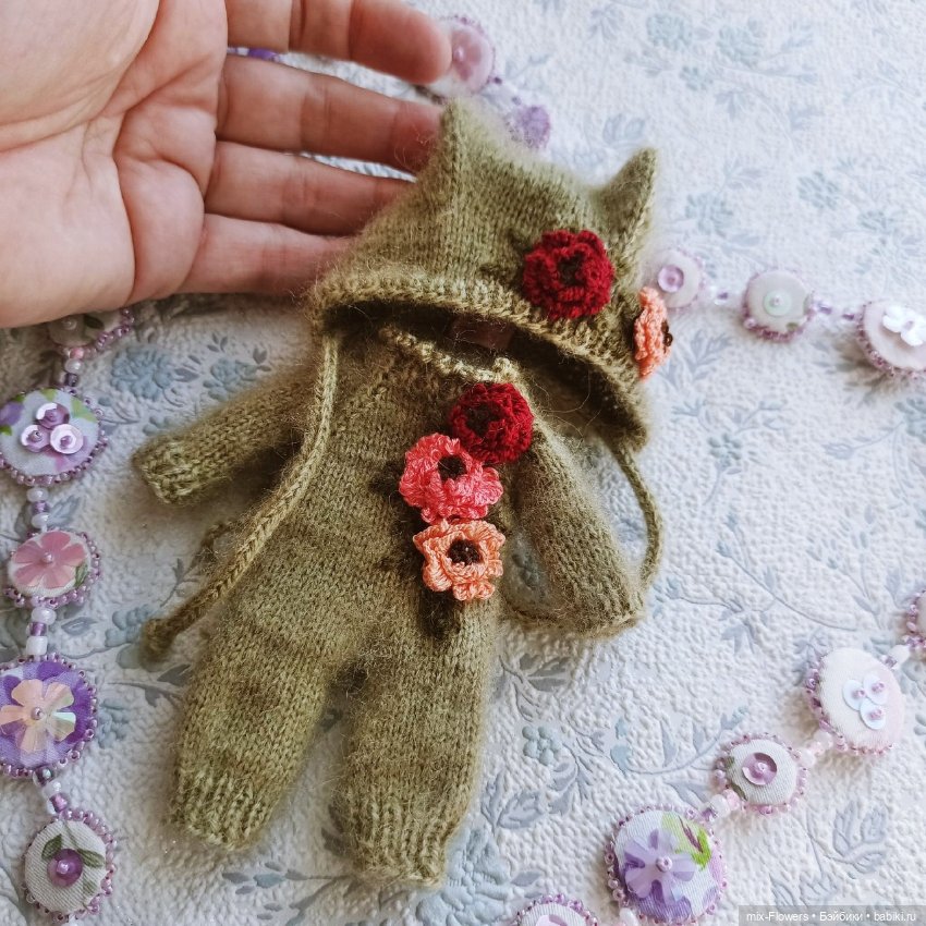 Вяжу куколкам.. вещицы для настроения