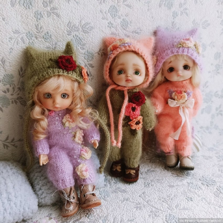Вяжу куколкам.. вещицы для настроения