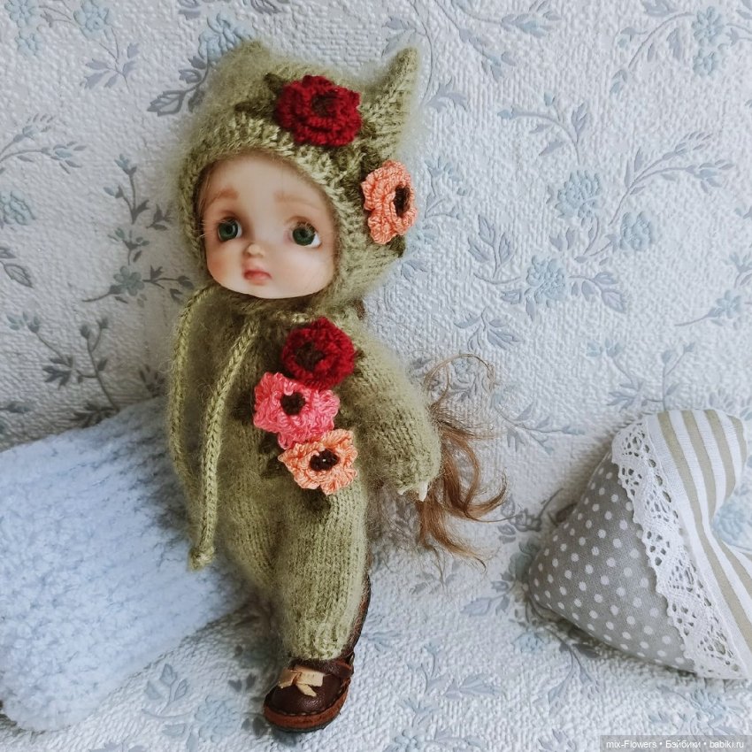 Вяжу куколкам.. вещицы для настроения