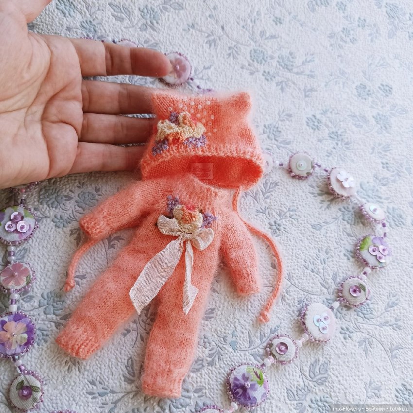 Вяжу куколкам.. вещицы для настроения (фото 10)