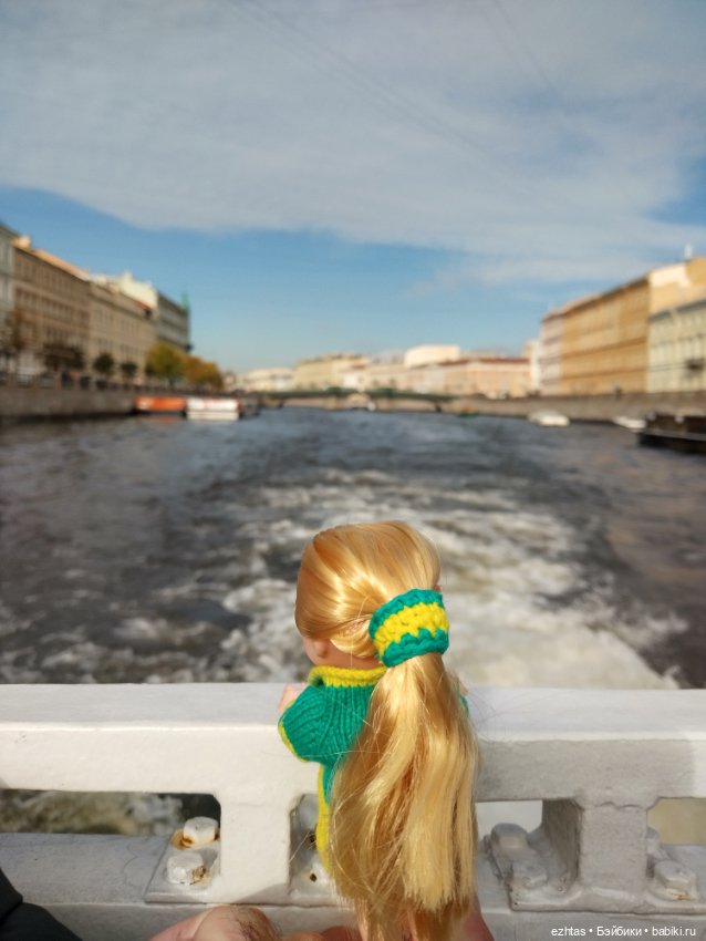 Речная прогулка с Олесей по Питеру (фото 5)