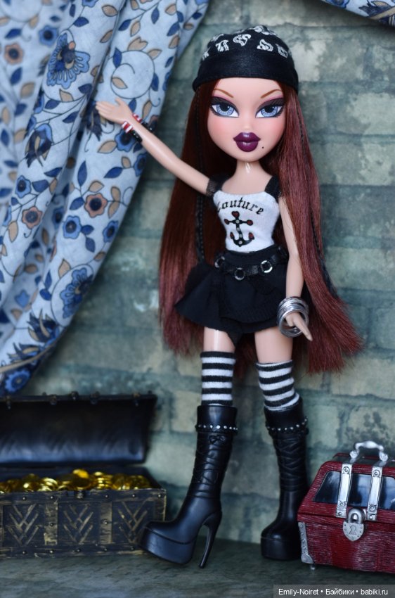 Bratz Treasures! Roxxi — Куклы Bratz (Братц) и Moxie Girlz: MGA (фото 5)
