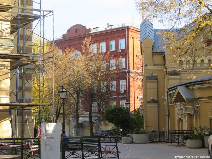 Флёр World of Love и солнечный день в октябре в Москве (фото 9)