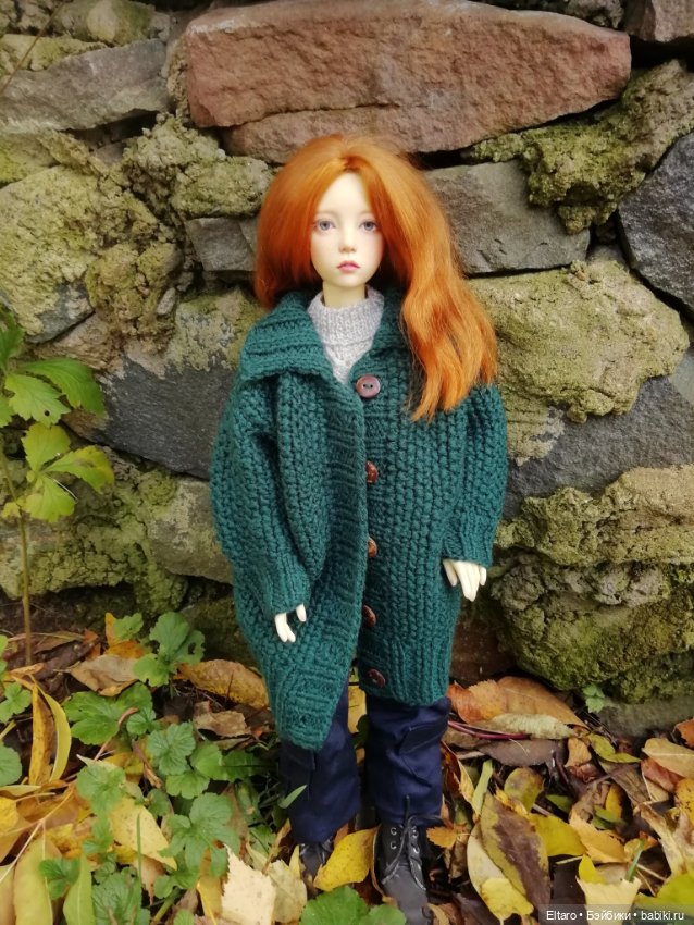 Осенняя девочка в осеннем парке