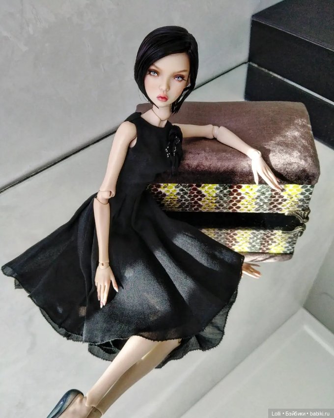 Осенняя коллекция на кукол сестер Поповых