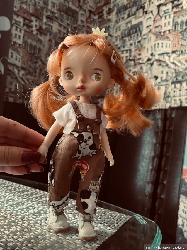 Парад комбинезонов на монст и подружек