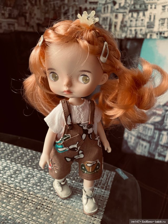 Парад комбинезонов на монст и подружек