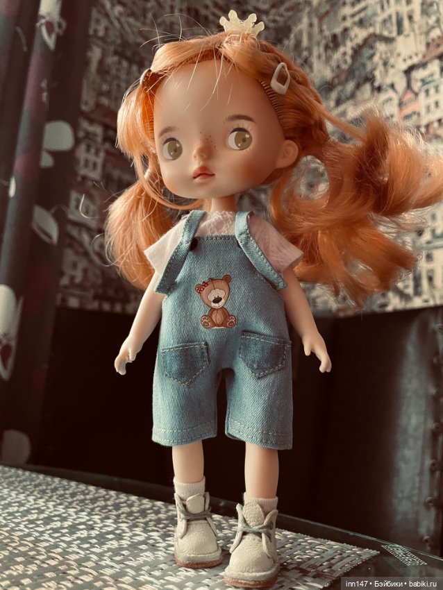 Парад комбинезонов на монст и подружек