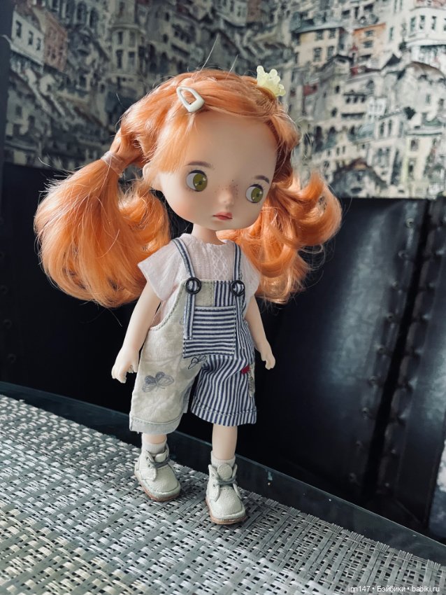 Парад комбинезонов на монст и подружек