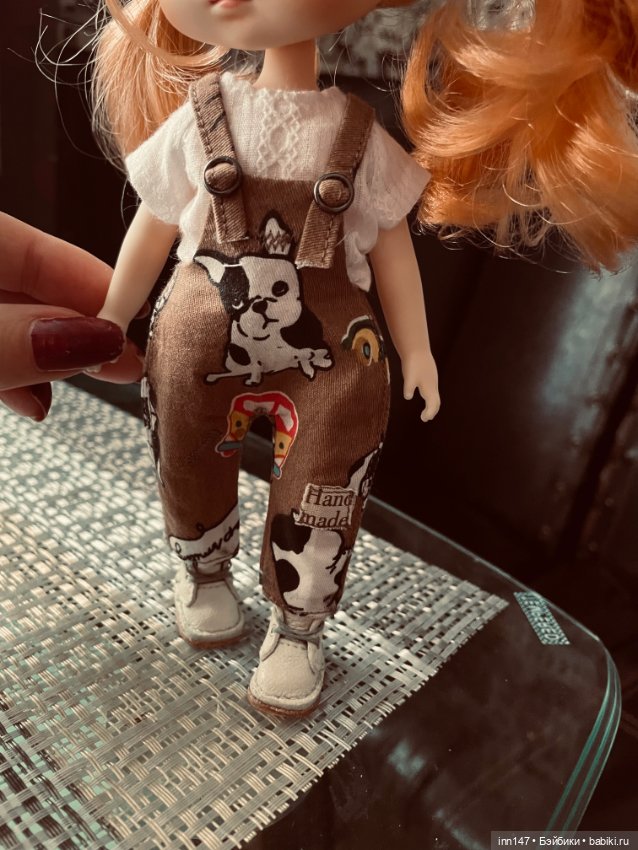 Парад комбинезонов на монст и подружек