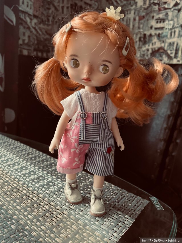 Парад комбинезонов на монст и подружек