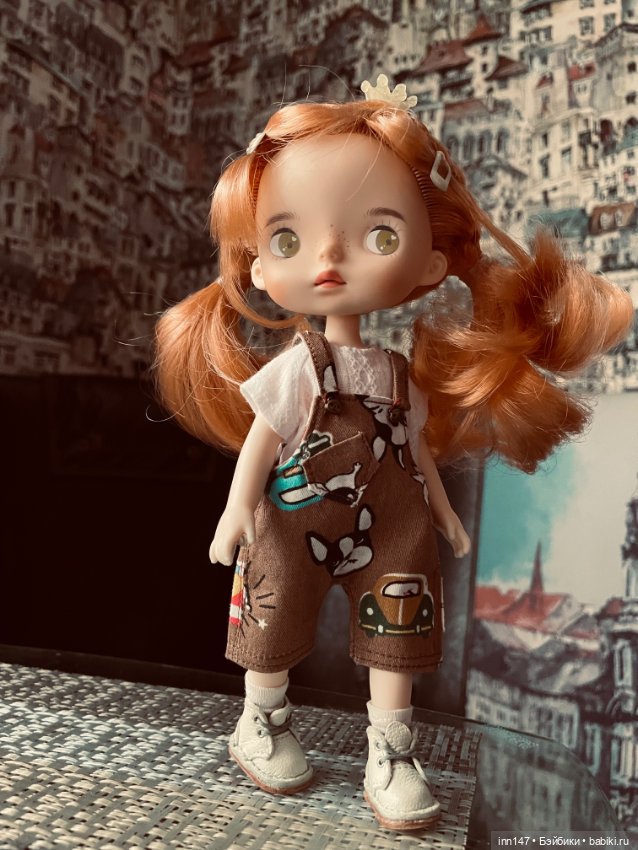 Парад комбинезонов на монст и подружек