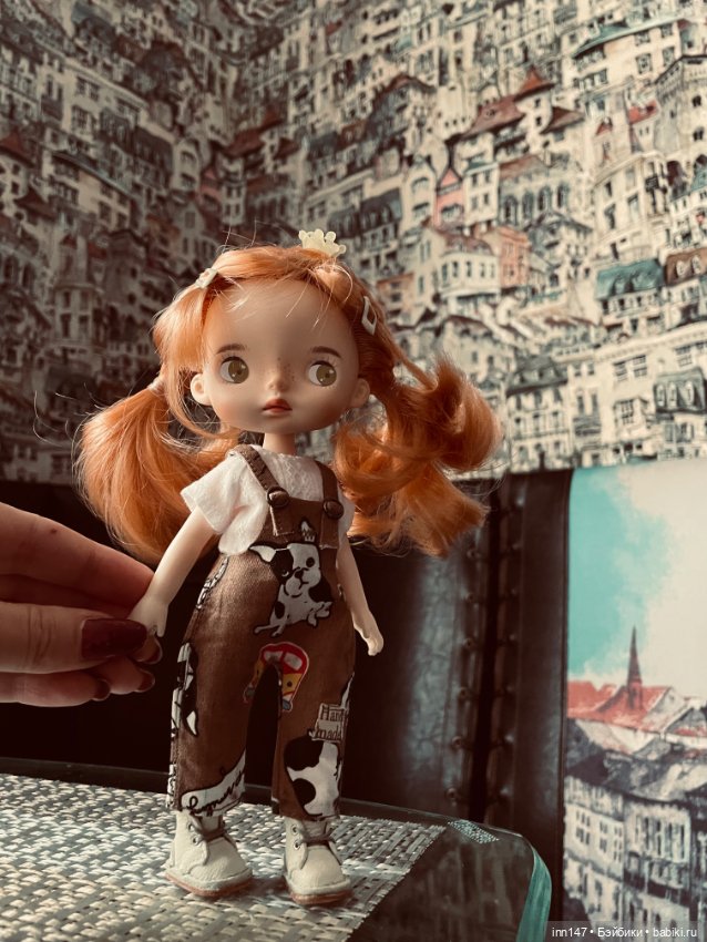 Парад комбинезонов на монст и подружек