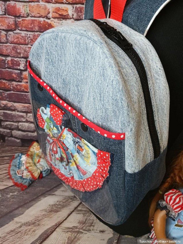 Кукольное платье как элемент декора