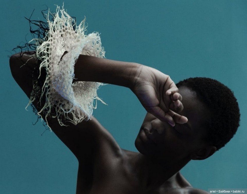 Коллекция одежды и предметов выращенных Зеной Холлоуэй (Zena Holloway)