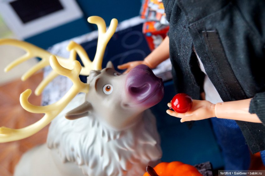 Готовимся к Хэллоуину — Куклы Disney Animators и Принцессы Диснея: Disney Store