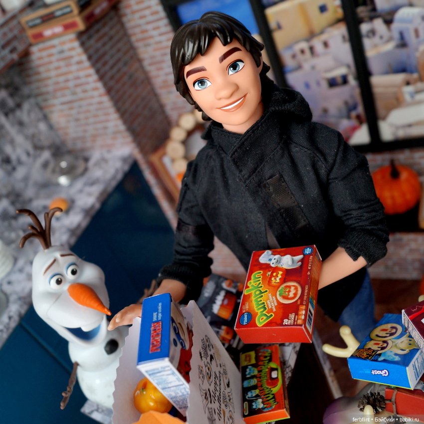 Готовимся к Хэллоуину — Куклы Disney Animators и Принцессы Диснея: Disney Store (фото 6)