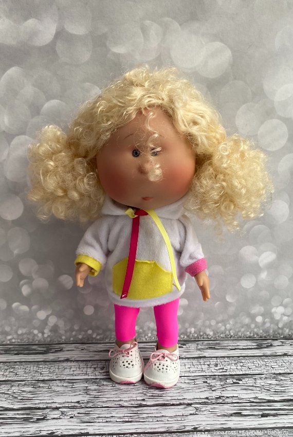 Яркие булочки — Куклы Nines d'Onil (Нинес): Миа (Mia) (фото 10)