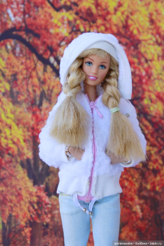 Белая и пушистая — Одежда и обувь для кукол своими руками: фото (фото 2)