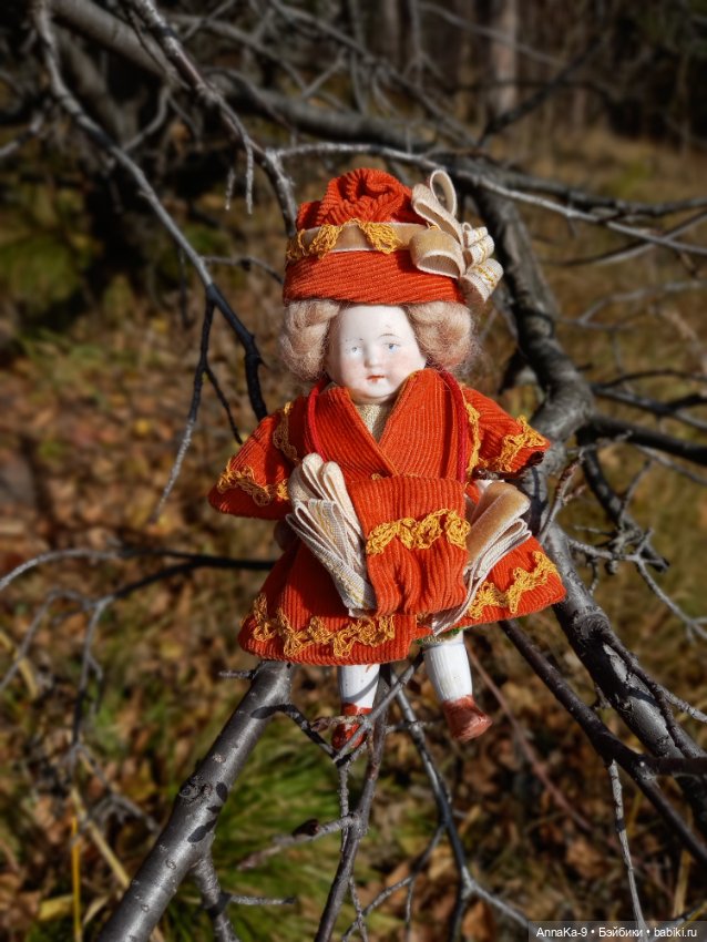 Листопад — Антикварные куклы Mignonette (Миньонетта): карманные (фото 4)