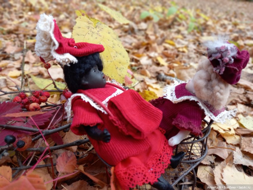 Листопад — Антикварные куклы Mignonette (Миньонетта): карманные (фото 2)