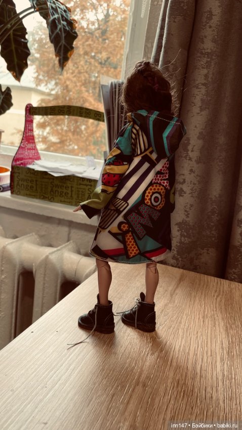 Осенние плащики, как всегда пришли не с одним