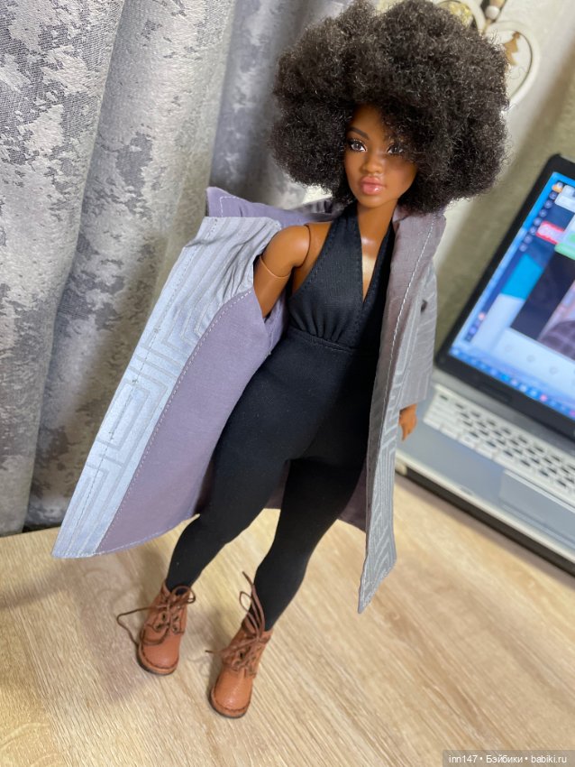 Осенние плащики, как всегда пришли не с одним