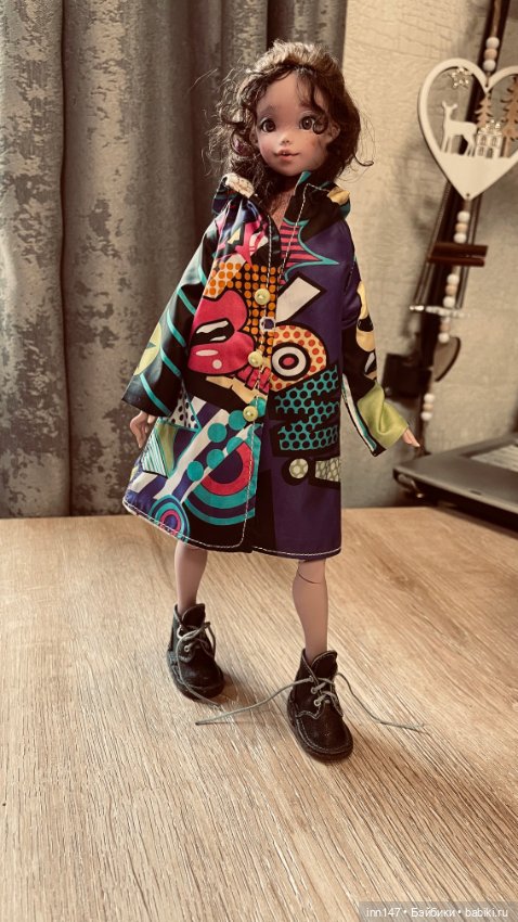 Осенние плащики, как всегда пришли не с одним