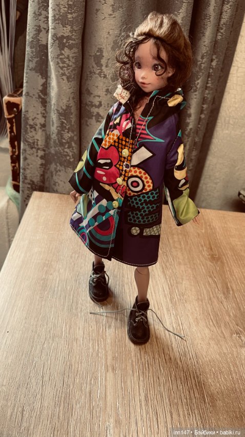 Осенние плащики, как всегда пришли не с одним