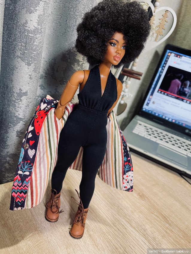 Осенние плащики, как всегда пришли не с одним