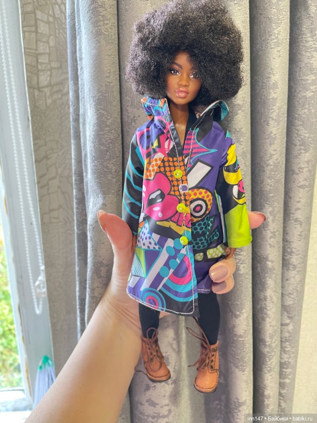 Осенние плащики, как всегда пришли не с одним