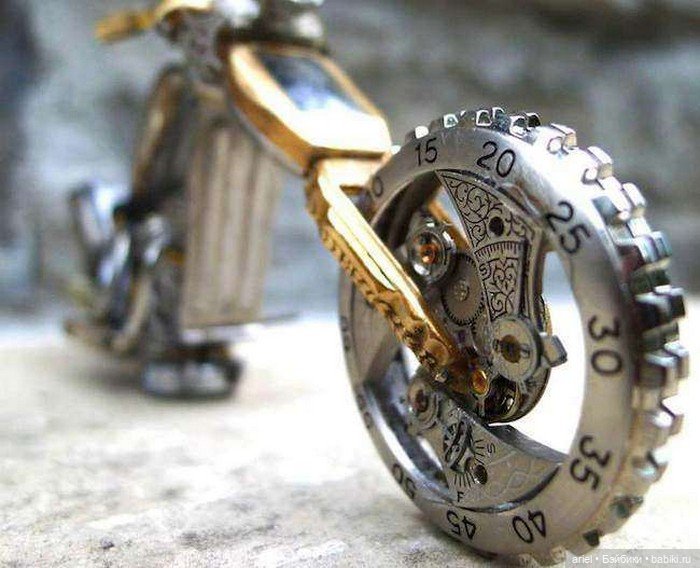 Эффектные крошечные скульптуры из переработанных часов от Сью Беатрис (Sue Beatrice)