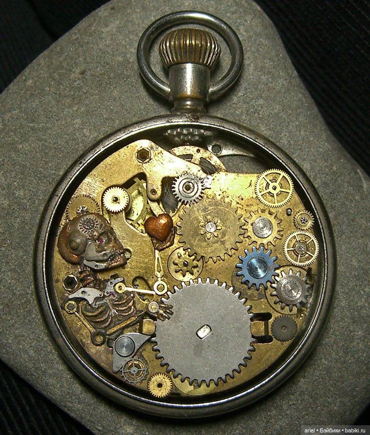 Эффектные крошечные скульптуры из переработанных часов от Сью Беатрис (Sue Beatrice) (фото 4)