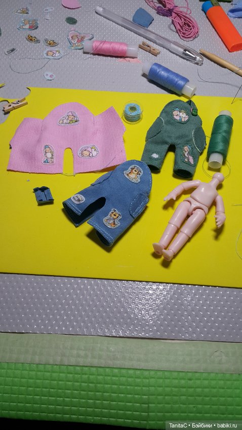 Новые одёжки для малышей — Одежда и обувь для кукол своими руками: фото (фото 7)