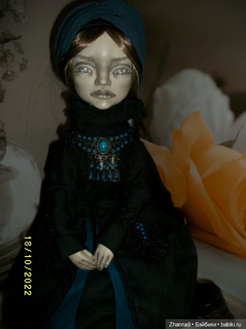 Нефертити, Клеопатра и Умрат