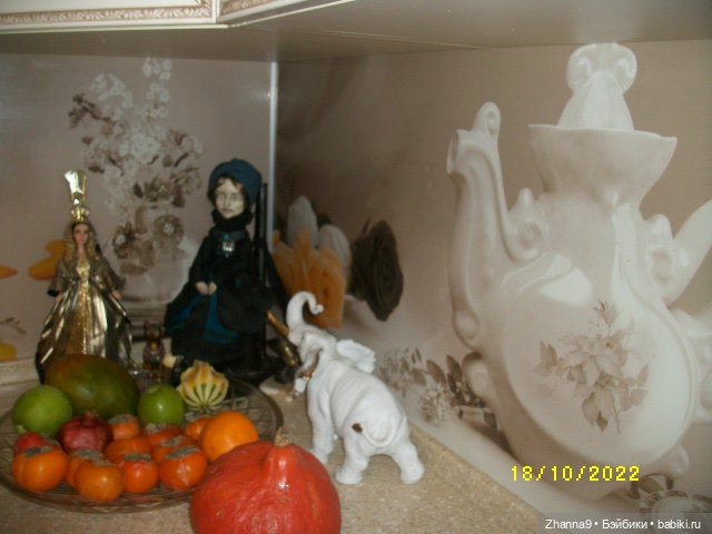 Нефертити, Клеопатра и Умрат