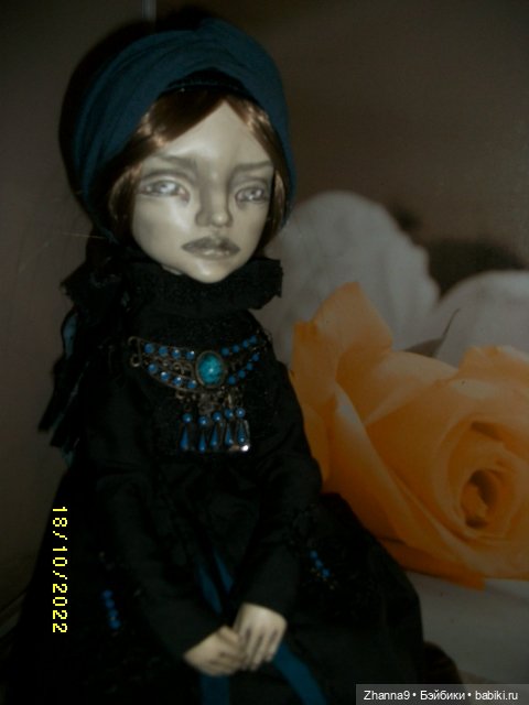 Нефертити, Клеопатра и Умрат