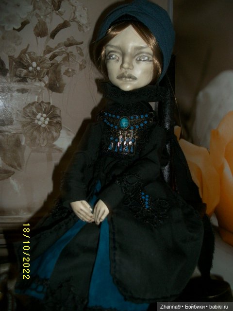 Нефертити, Клеопатра и Умрат