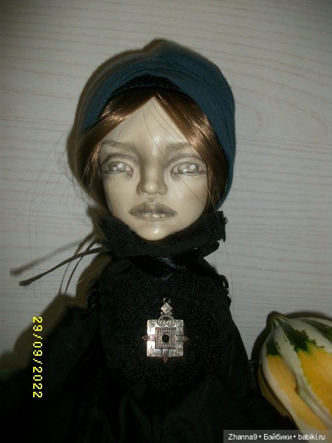 Нефертити, Клеопатра и Умрат