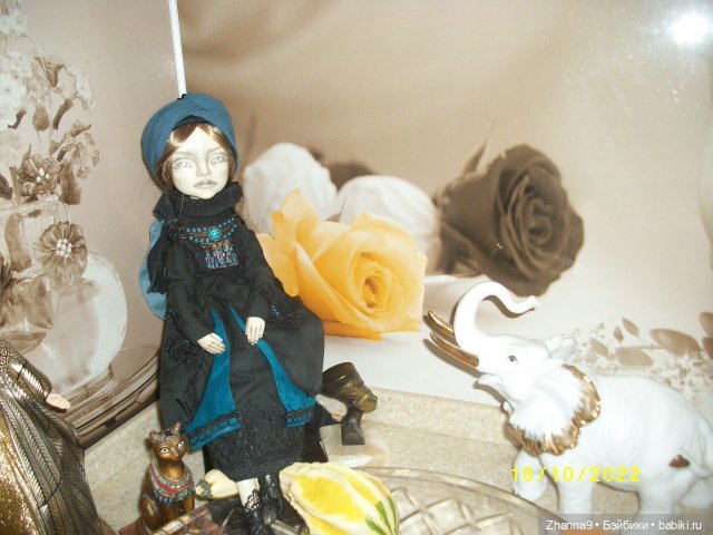 Нефертити, Клеопатра и Умрат