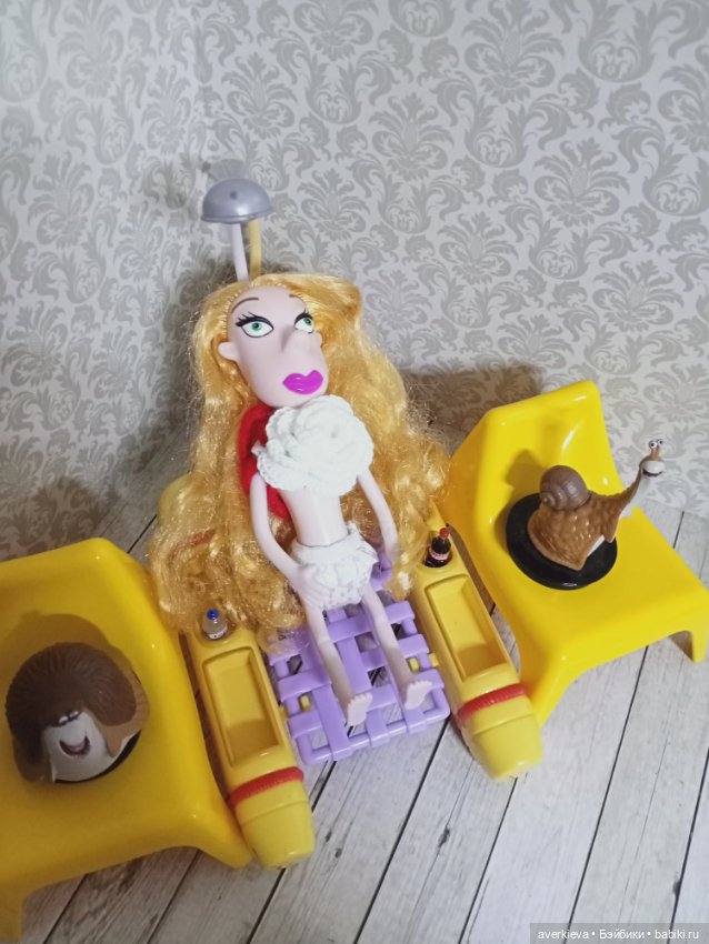 Алина Оскаровна Шоу. Мои странные куклы