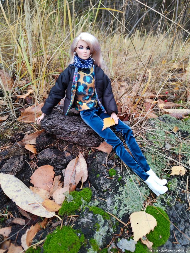 Ванесса. Прогулка в осеннем лесу (фото 2)