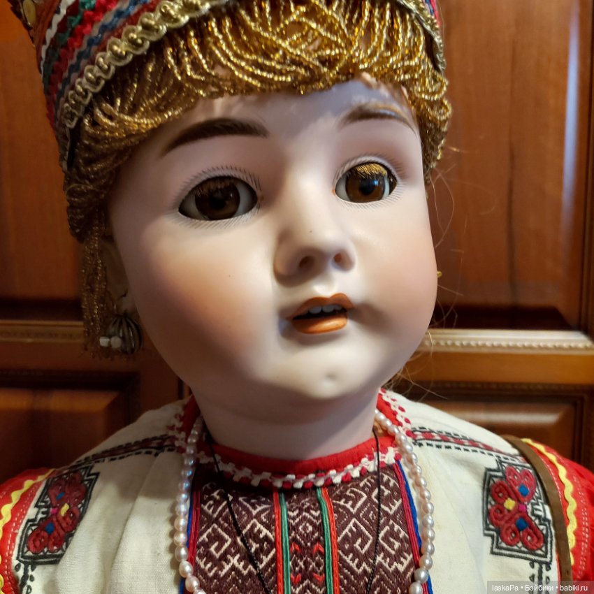 Русский костюм для куклы — Куклы Adam Szrajer (Шраер) и Fingerhut (Фингергут): Польша
