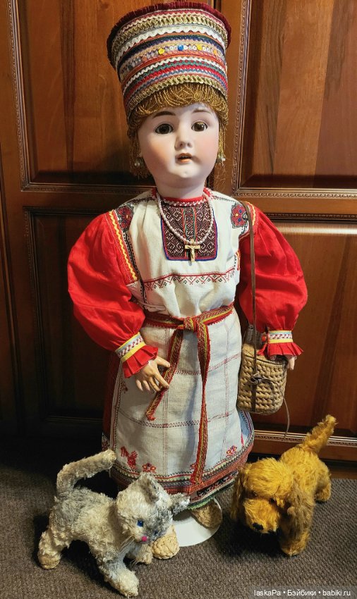 Русский костюм для куклы — Куклы Adam Szrajer (Шраер) и Fingerhut (Фингергут): Польша (фото 9)