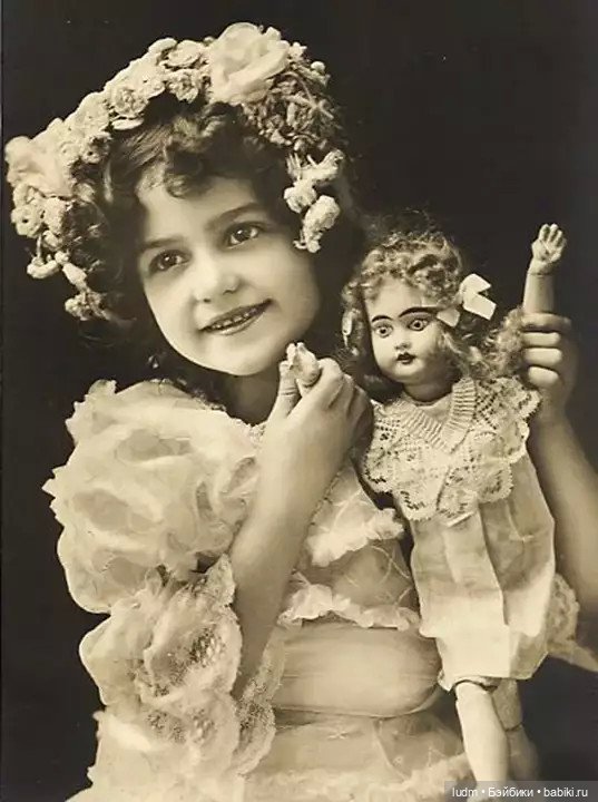 Куклы!!!! Какую роль играют в нашей жизни