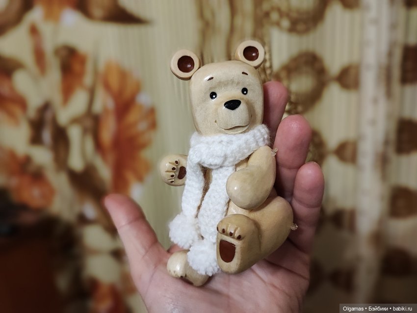 Белый мишка🐻😊 — Авторские игрушки из дерева: резьба (фото 3)