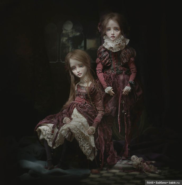 Невероятно эмоциональные созданья Елены Оплаканской