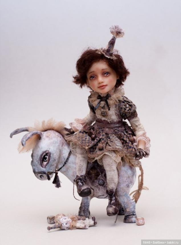 Невероятно эмоциональные созданья Елены Оплаканской