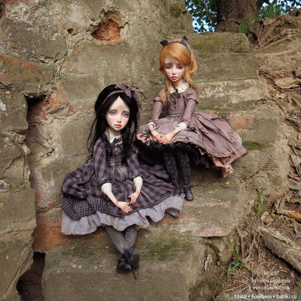 Невероятно эмоциональные созданья Елены Оплаканской