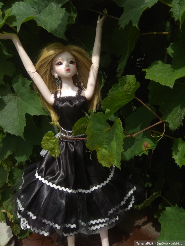 Мне нравятся черно- белые платья (фото 5)